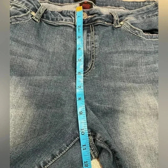 [16]  EARL JEANS Women's BOOT CUT Rhinestones Bling Blue Jeans Embroidered - Picture 4 of 8